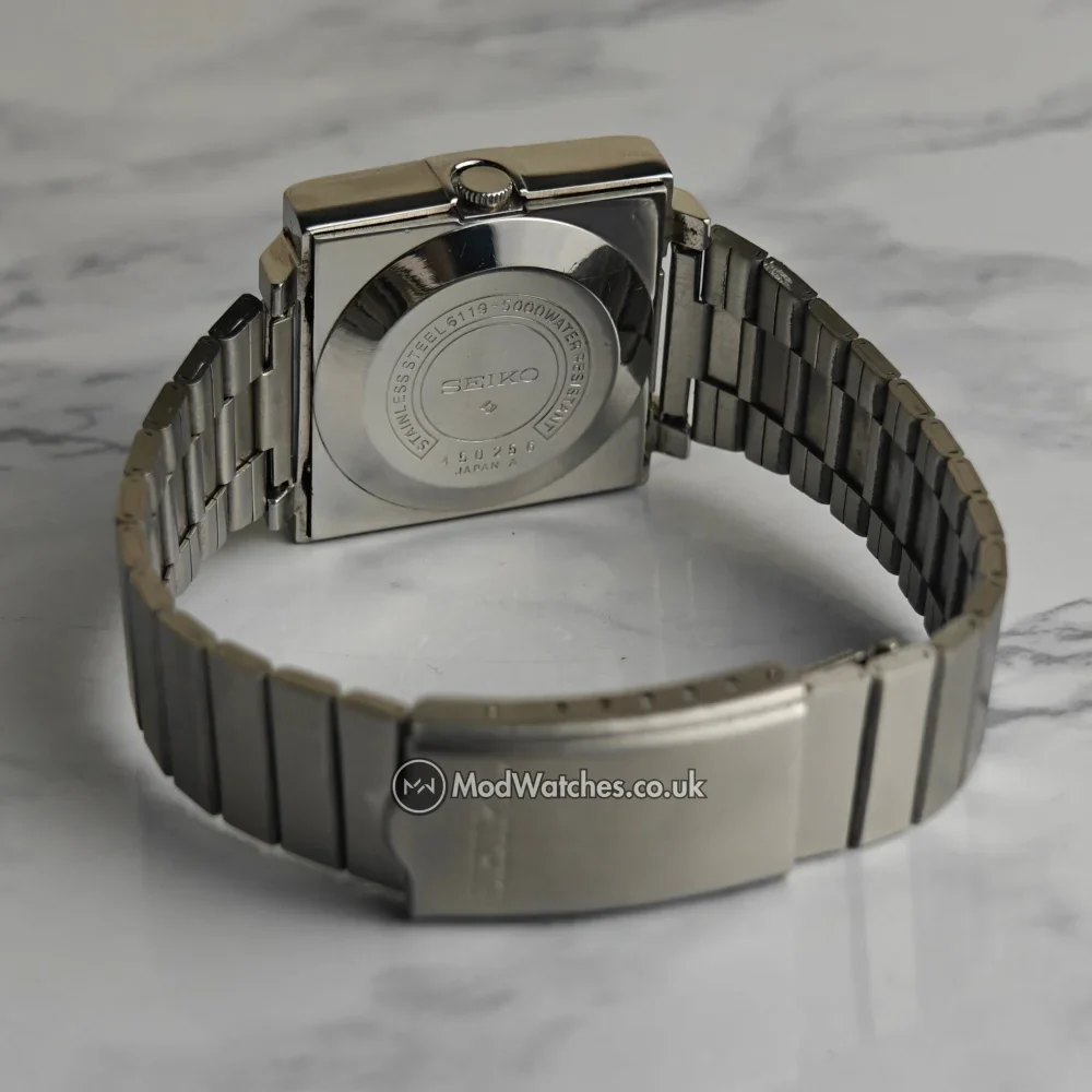 Seiko 5 Vintage Blue Square TV Dial Automatic Watch (1977) - Image 4